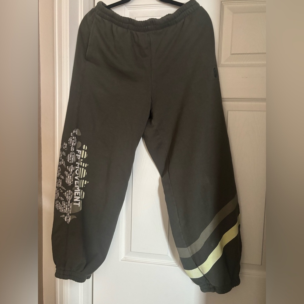 FP All Star Logo Pants in Ash Grey